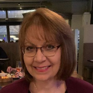 Meet your Posher, Lynn